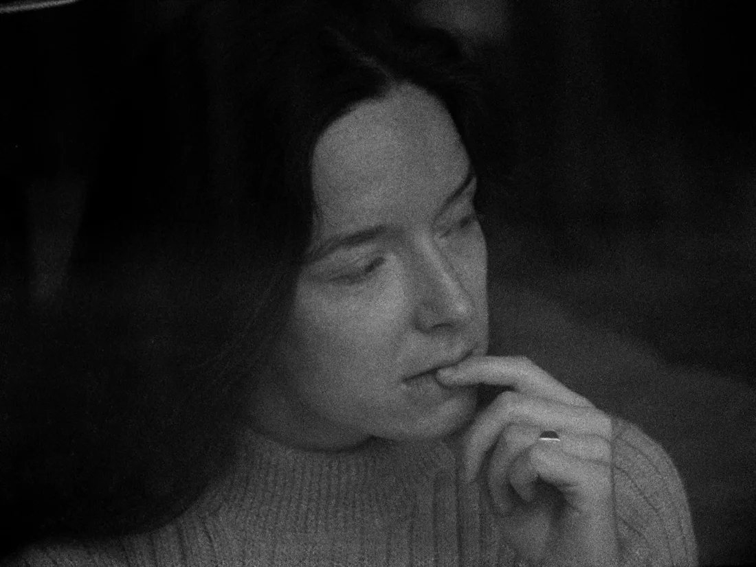 Charlotte Taylor in Maison Louis Carré